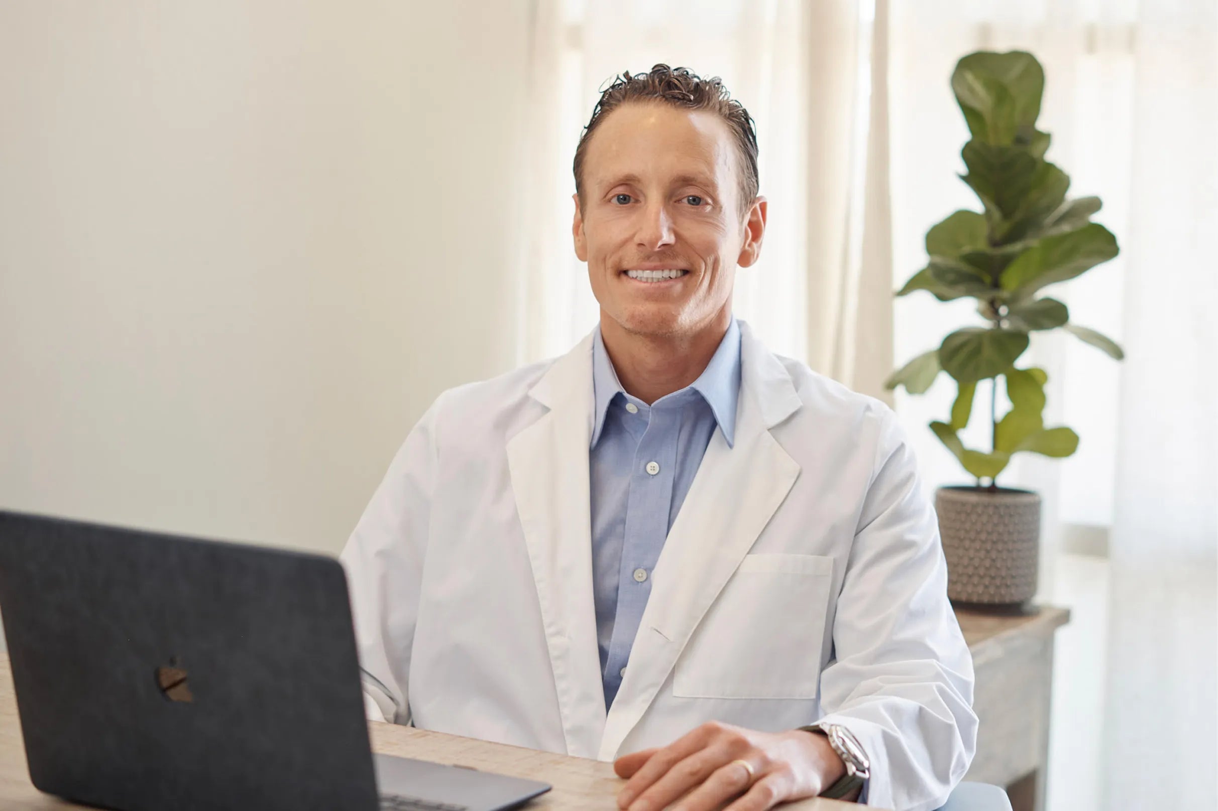 Dr. Ray Rivas Img